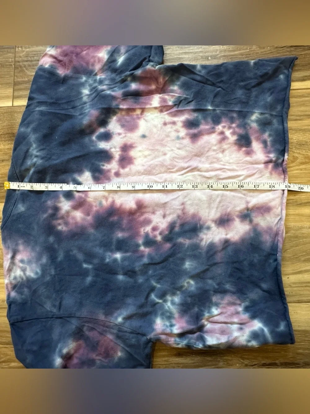 Taylor Swift Lover Era Cruel Summer Pink BlueTie Dye Crop Top T Shirt Med EUC - Picture 5 of 5